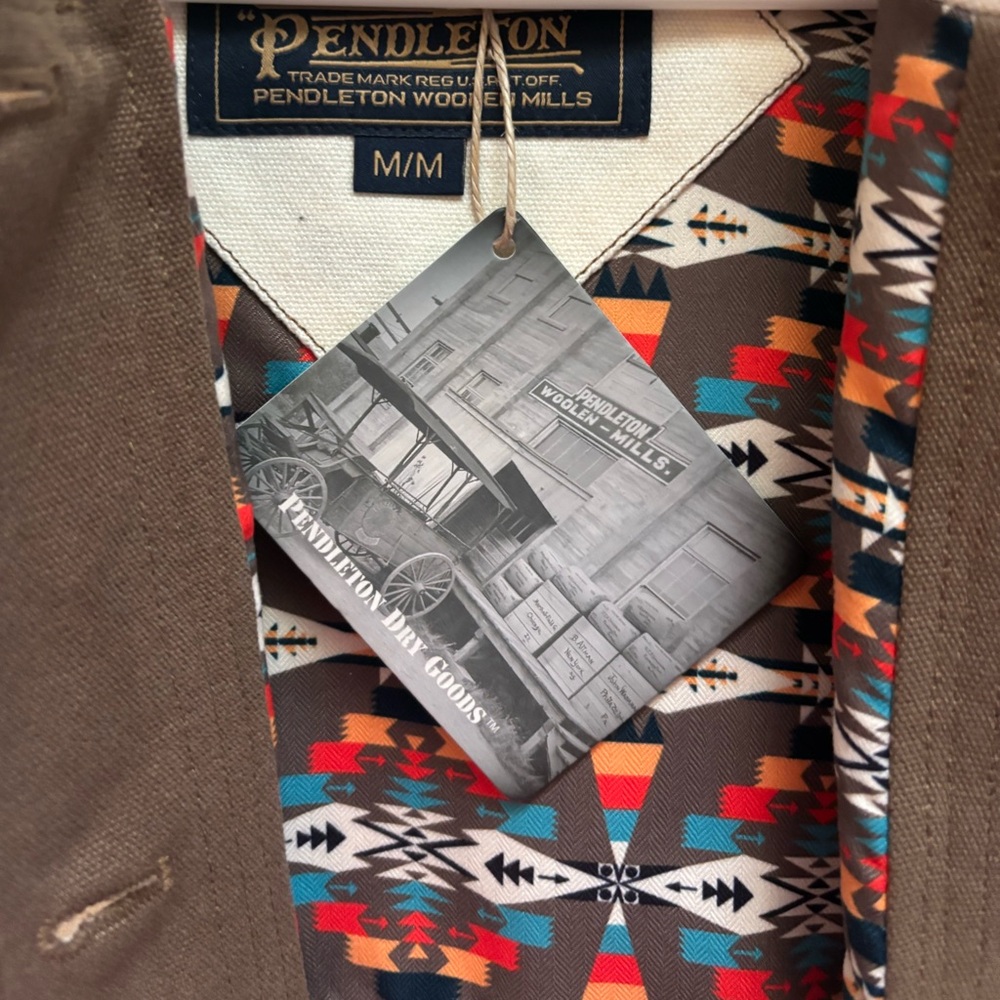 PENDLETON WOMEN'S RAMBLE CREEK CANVAS BARN COAT ~ NWT RETAIL $175 - Picture 2 of 3